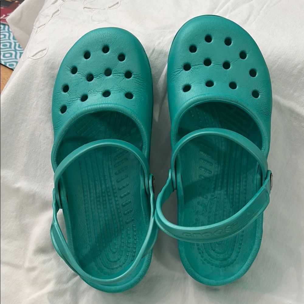 CROCS Old style Mary Jane’s